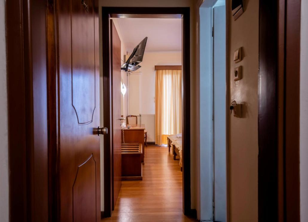 Hotel Nefeli à Kavala Extérieur photo
